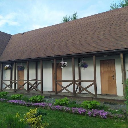 House Of Vitaliy Pochaiv Exterior photo